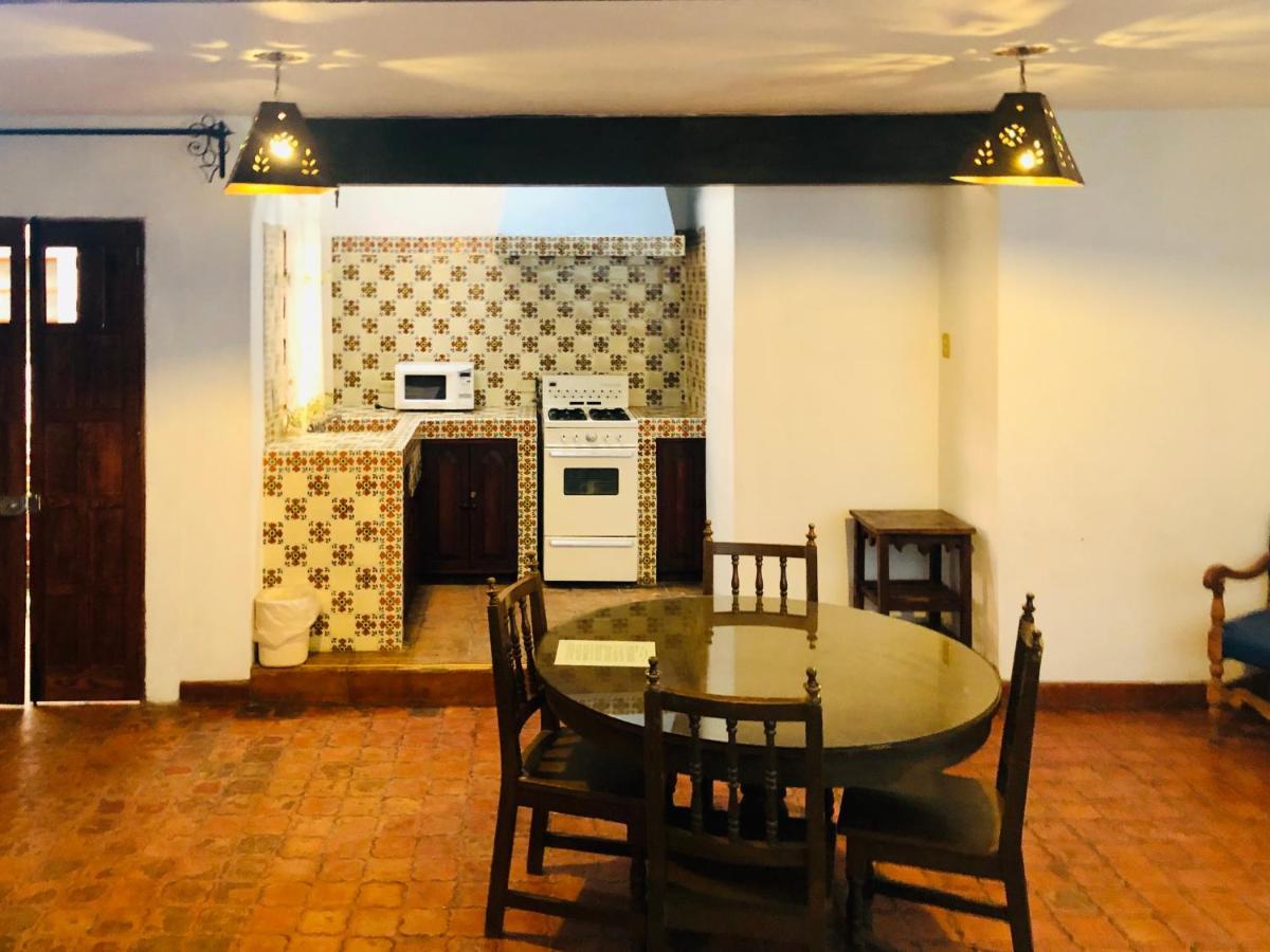 Hotel Mansion Virreyes By Rotamundos San Miguel de Allende Bagian luar foto